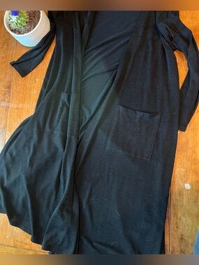 LuLaRoe Shirley Black Open Front Kimono Cardigan Size Large